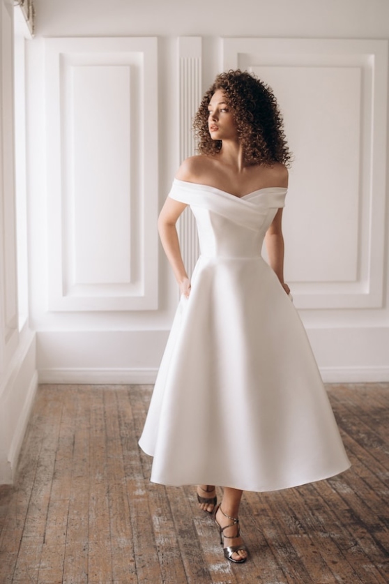 Backdate 5 S Wedding Dress, Minimalist Satin Bridal Gown, Tea Length