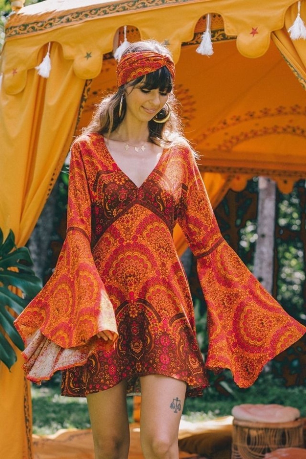 Groovy 70’s Inspired Dresses: Get Your Retro Chic On!