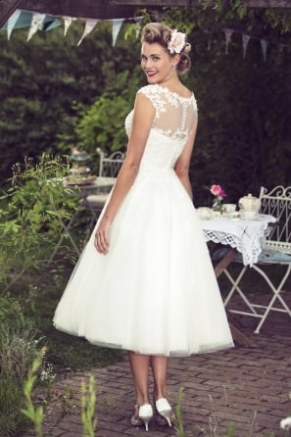 Niche Utama 1 S Style Wedding Dresses  S & S Bridal Dresses UK