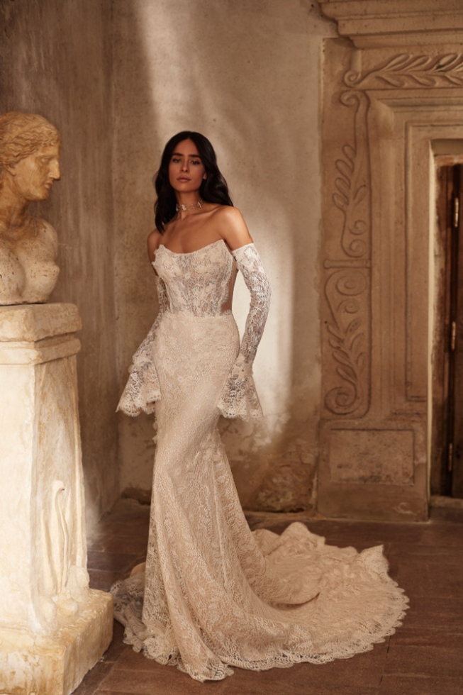 Elevate Your Wedding Day Look With A Stunning Corset Style Wedding Dress